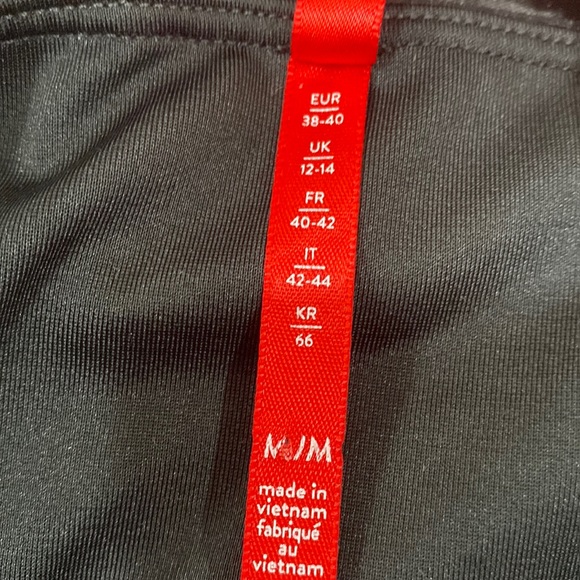 Spanx Faux Leather Shiny Leggings Black M - Picture 10 of 14